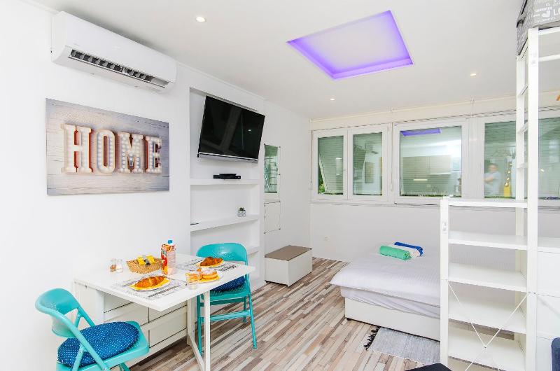 Apartment Blue sun - image 4