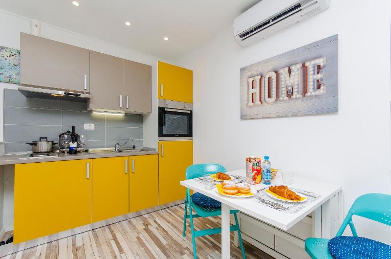 Apartment Blue sun - image 14