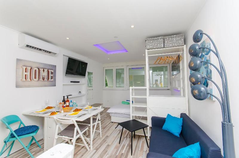 Apartment Blue sun - image 1