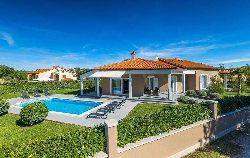 Villa Deep Blue - image 22
