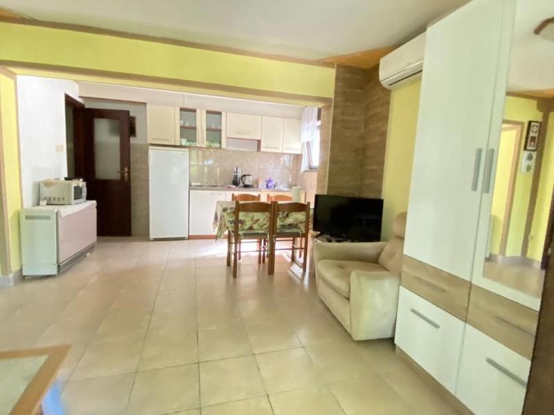 Apartments Fran - image 10