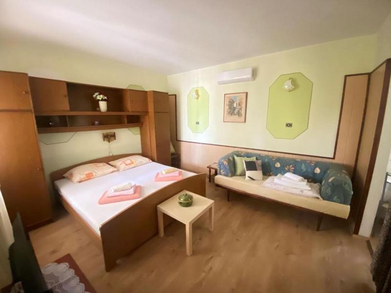 Apartments Fran - image 12
