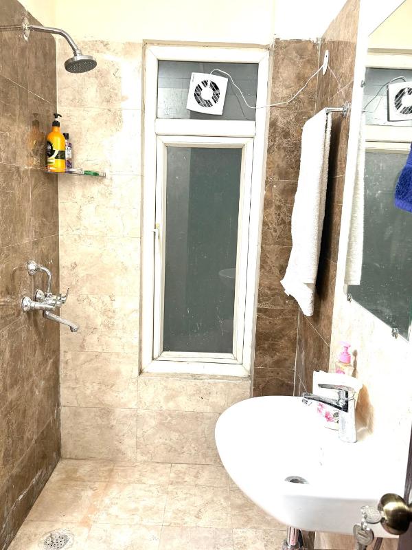 3 bhk luxury 4 AC flat in Vaishali 4 balconies - image 37