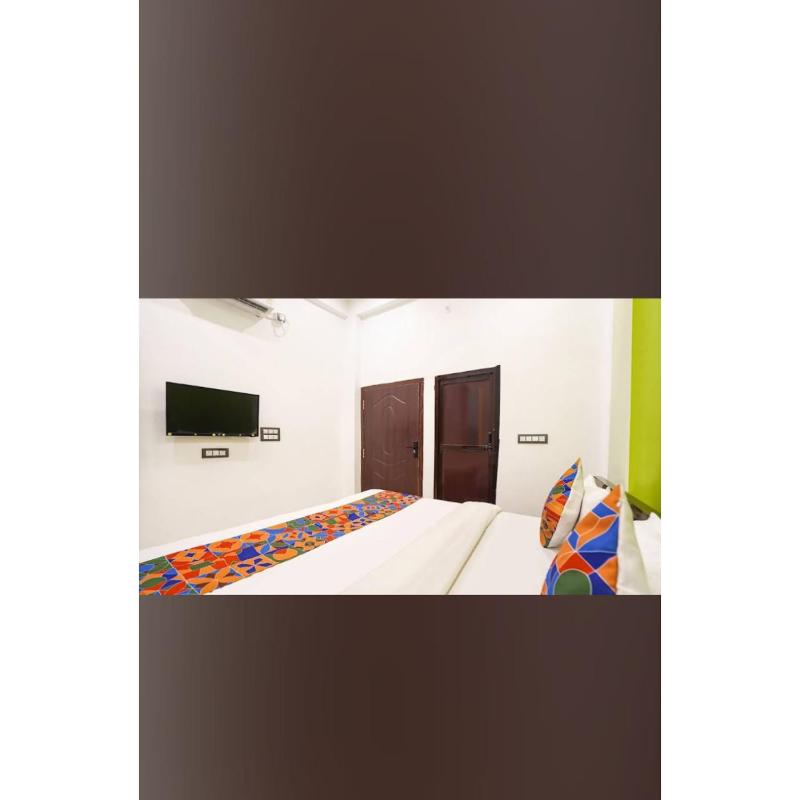 Awadh Ram Hotel - image 45