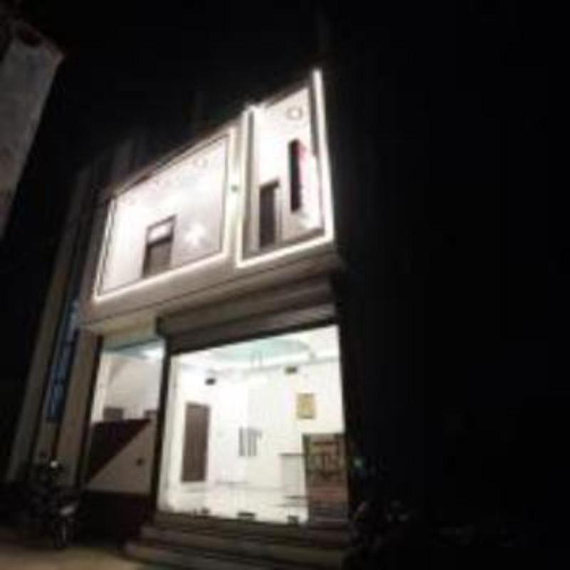 Awadh Ram Hotel - image 43