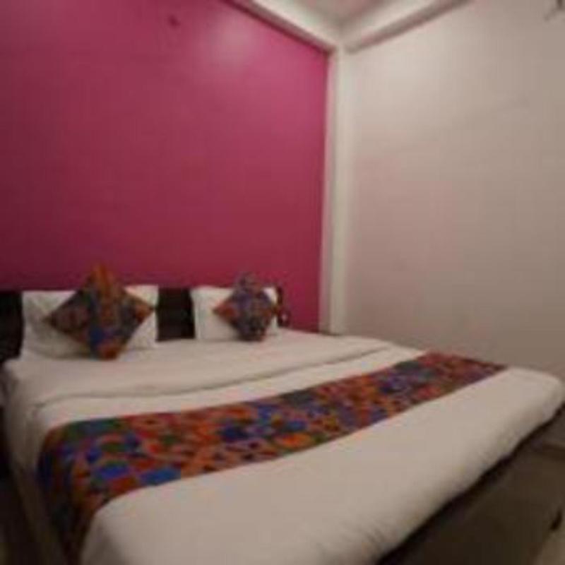 Awadh Ram Hotel - image 48