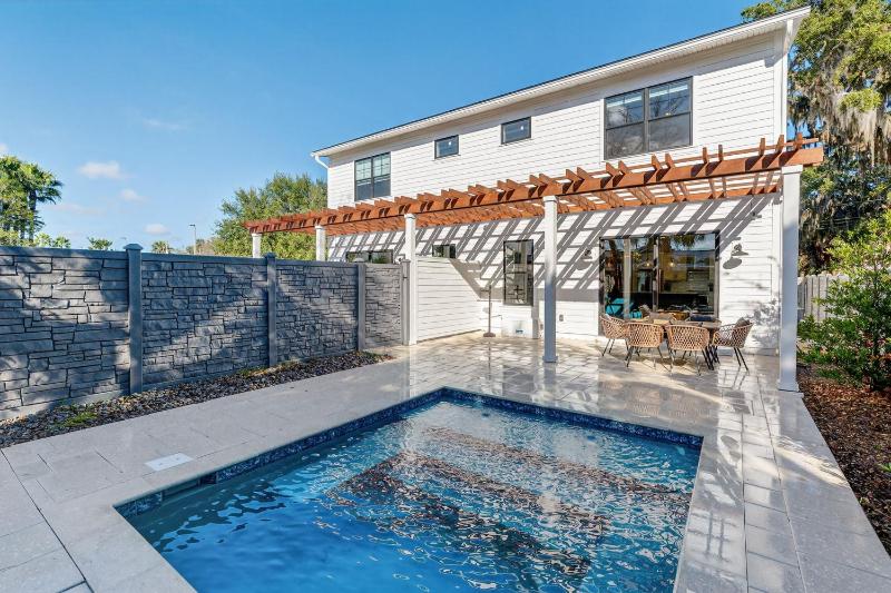 Townhomes with Pool and Game Room by Isla Dorada - image 50