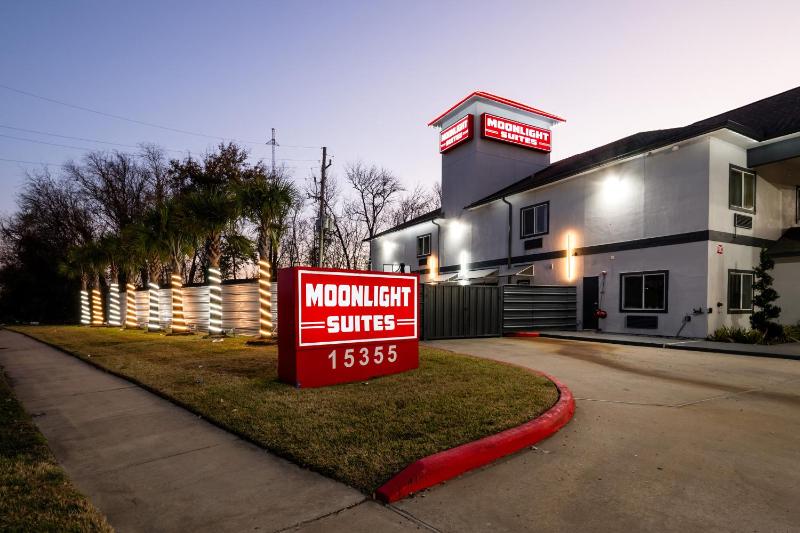 Moonlight Suites - Houston/George Bush Int'l Airport - image 14
