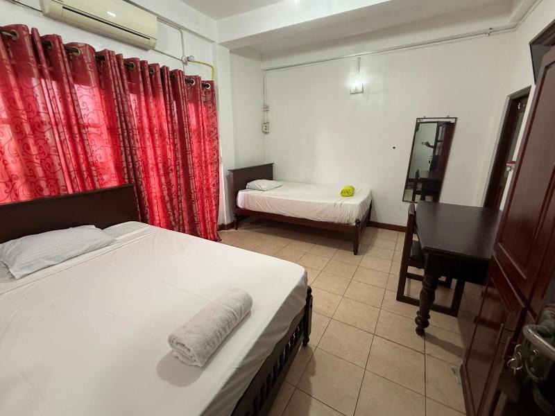 Airport Residencies - image 15