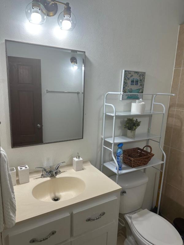 2 Bedroom Apartment in Castries - image 11