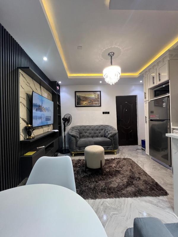 1BED Cozy Apartment 8 mins to the Int'l Airport - image 1