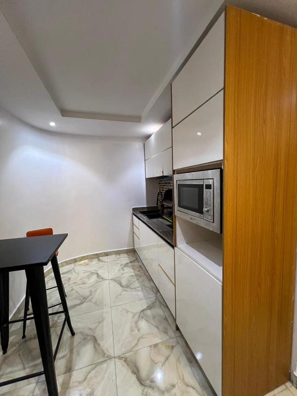Cozy 1 Bedroom Apartment in a Gated Estate - image 13