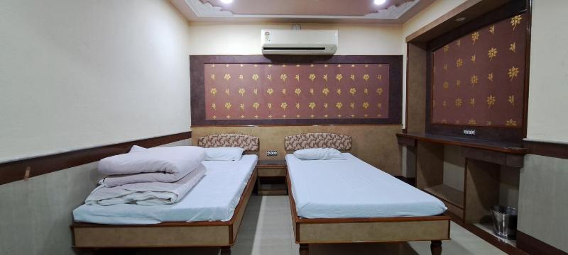 Hotel Shri Shanti Niwas - image 8