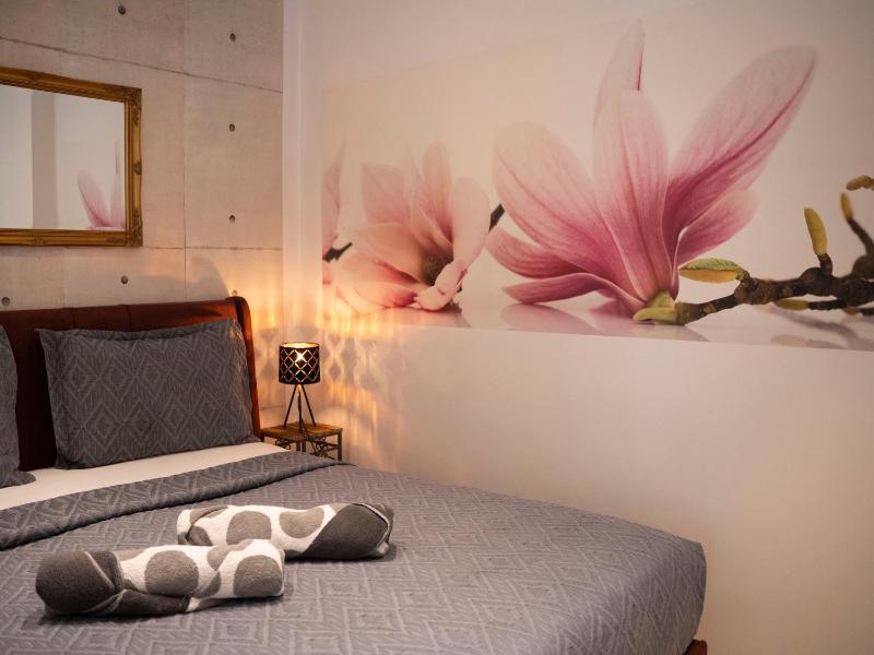 Apartment With Balcony for 4 near Westbahnhof & Mariahilfer Strasse - image 11