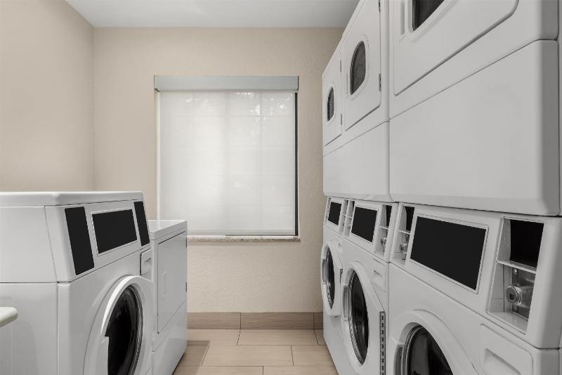 Homewood Suites Jacksonville Deerwood Park - image 10