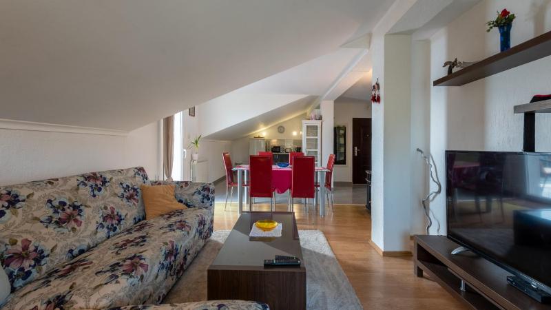 Apartman City View 3 by Villas Guide - image 20