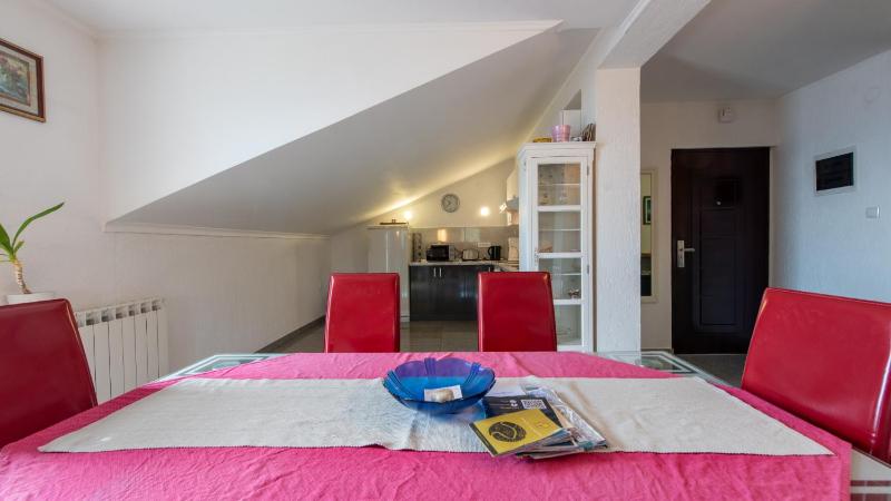 Apartman City View 3 by Villas Guide - image 12