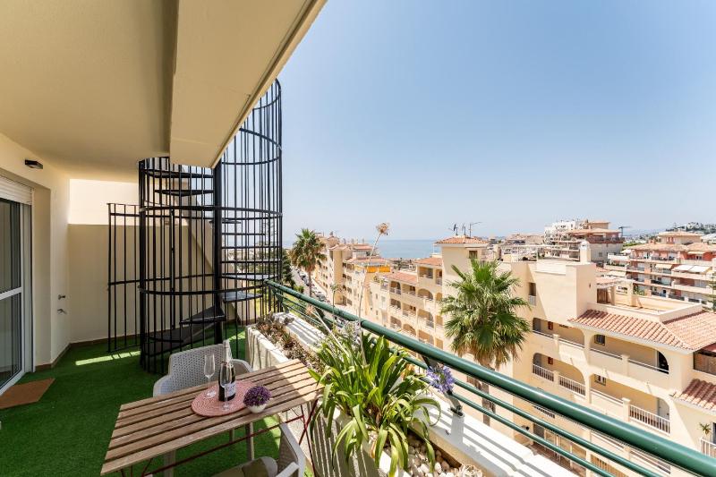 MalagaSuite Premium Apartments Torrequebrada - image 1