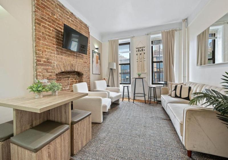 Upper West Side Furnished 1 Bedroom Apartment June to Aug 90 days stay required - image 12