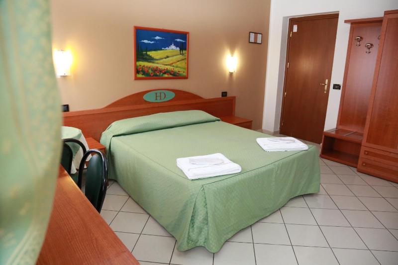 HD Hotel - image 7