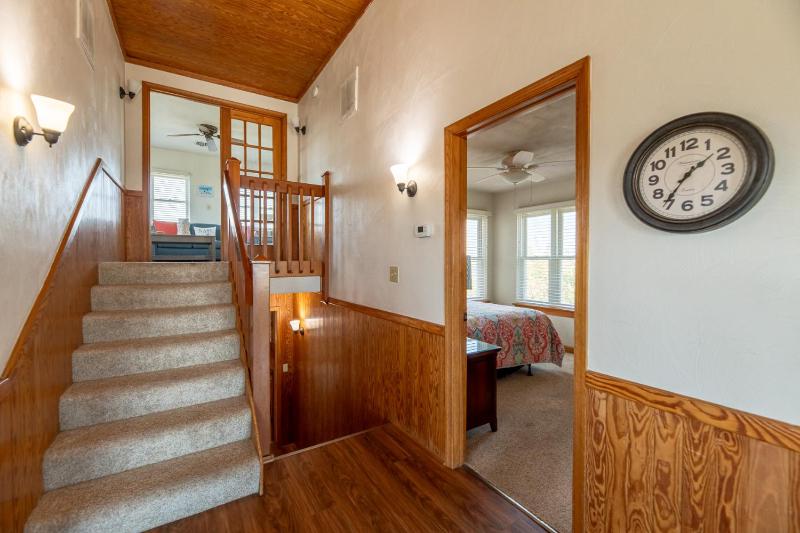 Sandi Hill - Corolla Whalehead 295 Yds to Beach Ocean View Pool Hot Tub Pets OK - image 9