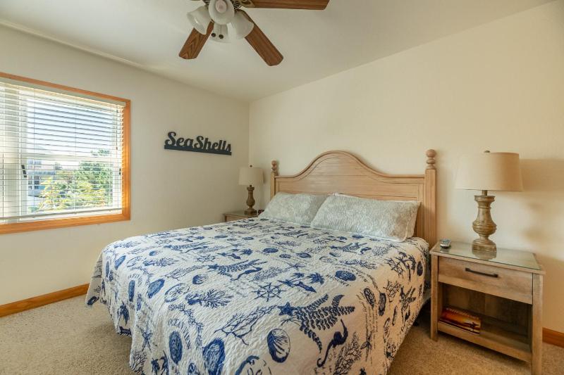 Sandi Hill - Corolla Whalehead 295 Yds to Beach Ocean View Pool Hot Tub Pets OK - image 46