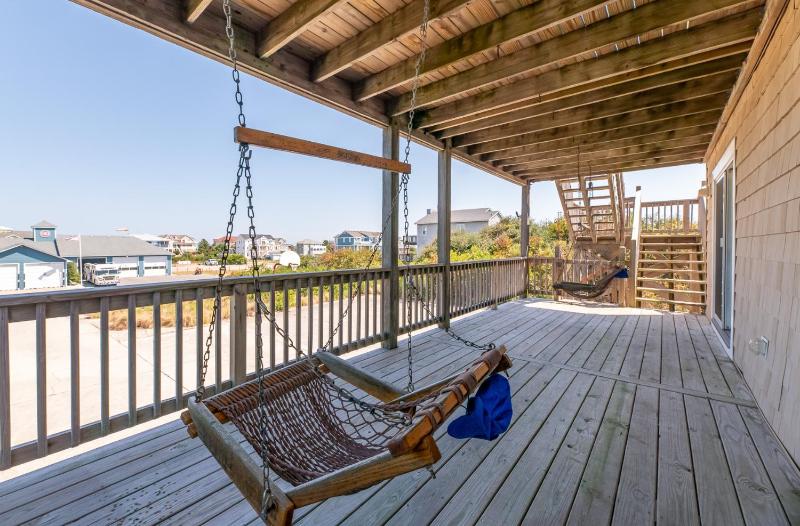 Sandi Hill - Corolla Whalehead 295 Yds to Beach Ocean View Pool Hot Tub Pets OK - image 8