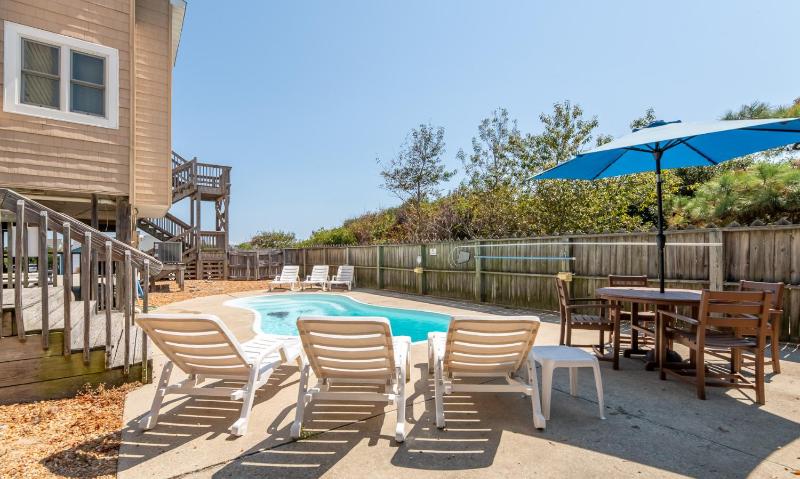 Sandi Hill - Corolla Whalehead 295 Yds to Beach Ocean View Pool Hot Tub Pets OK - image 27