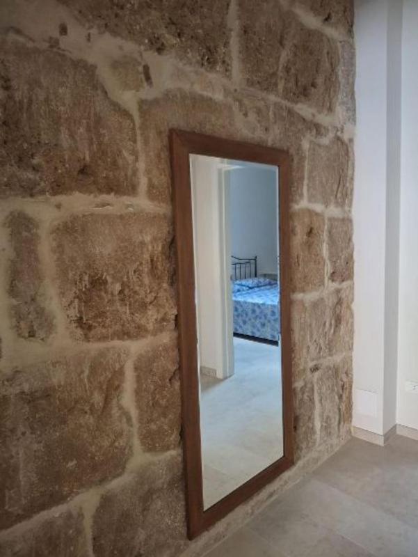 Elegant detached house in the city center - image 25