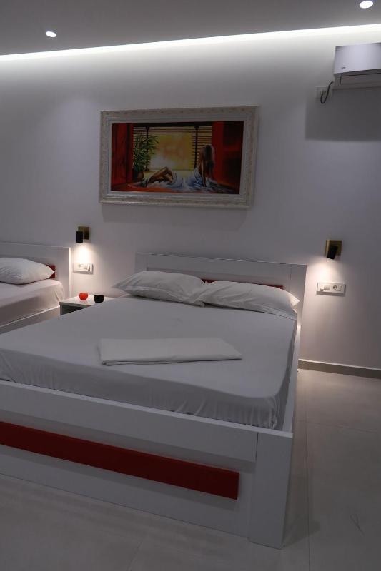 Maizon Rooms - image 2