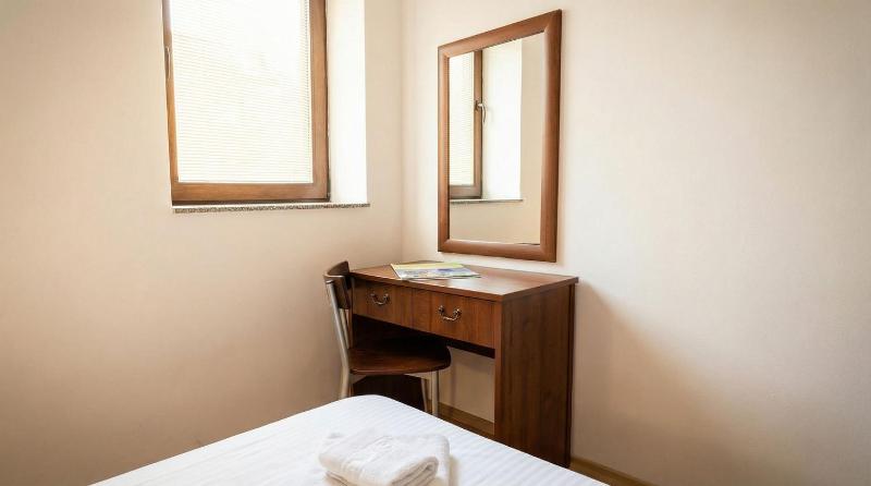 Mountain Paradise 4 - 1 Bedroom - Gondola 100m away - Washer - image 13