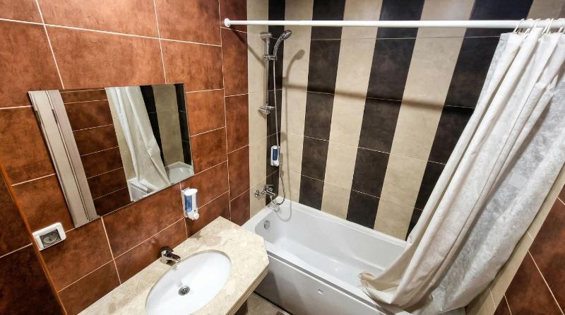 Mountain Paradise 4 - 1 Bedroom - Gondola 100m away - Washer - image 15
