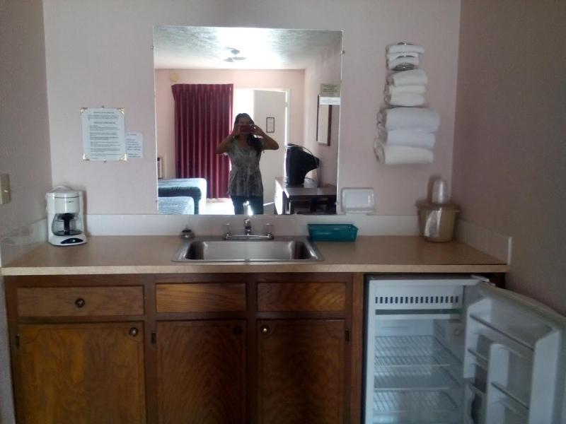 Single Room image 2