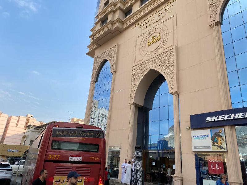 فندق العزيزية توصيل للحرم - image 1