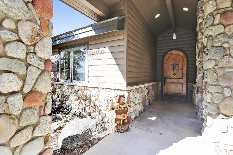 Evergreen Lodge: Secluded Breck Ski Home Private Hot Tub Fireplace Forest & Mtn Views! - image 40