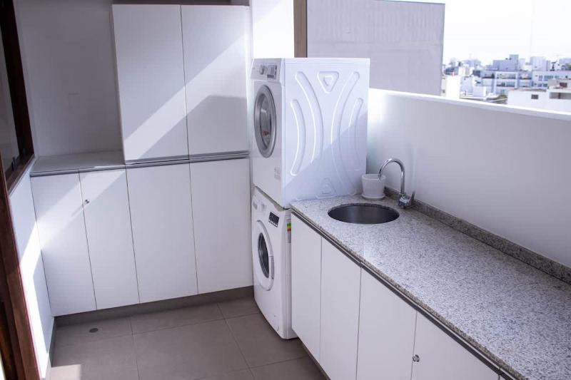 3BR Classic Apartment in San Isidro - image 7