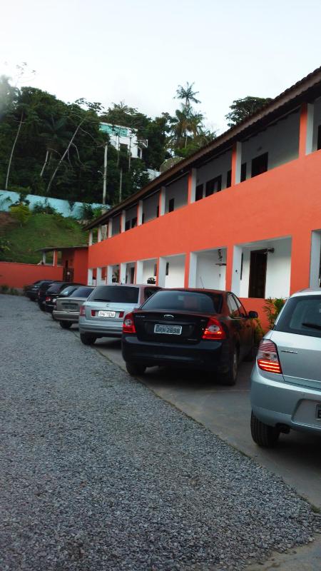 Recanto Casa de Pedrinha - Aptos para temporada e finais de semana - image 14