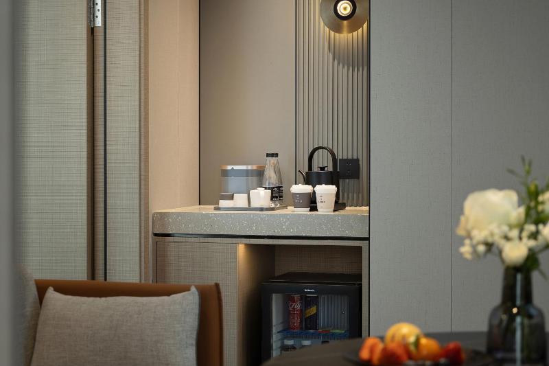 Atour S Hotel Wuhan Panoramic river views from Zhongshan Avenue Jianghan Road Pedestrian Street - image 33