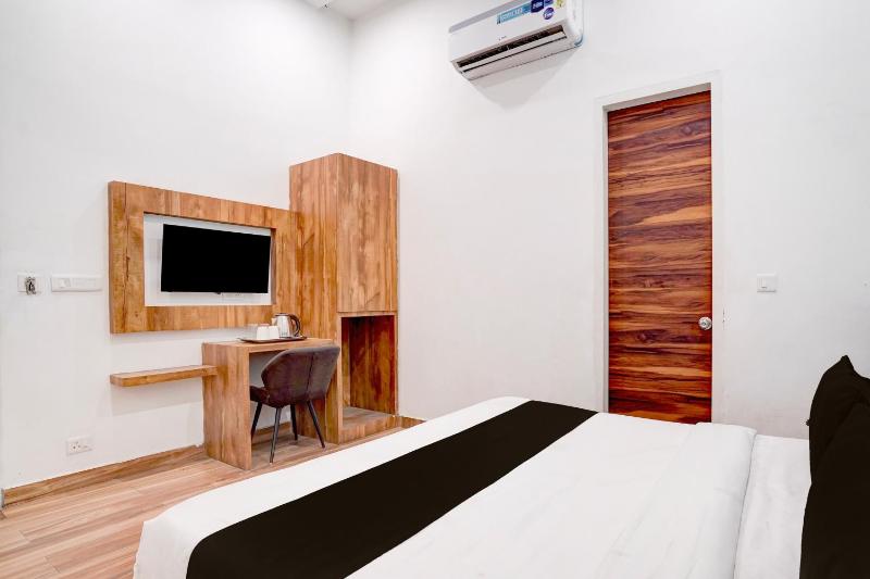 Super Townhouse by OYO Red Cross Amritsar Formerly Amar Villa - image 9