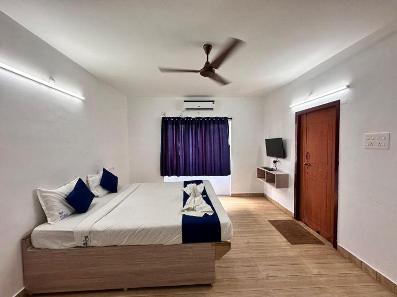 Starlight Hotels SS Grand Swimming Pool - image 20