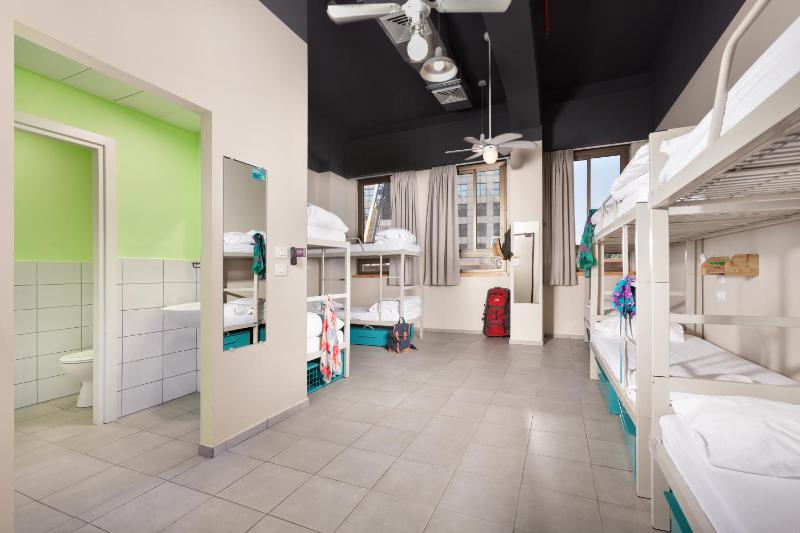 Bed in 10-Bed Mixed Dormitory Room image 3