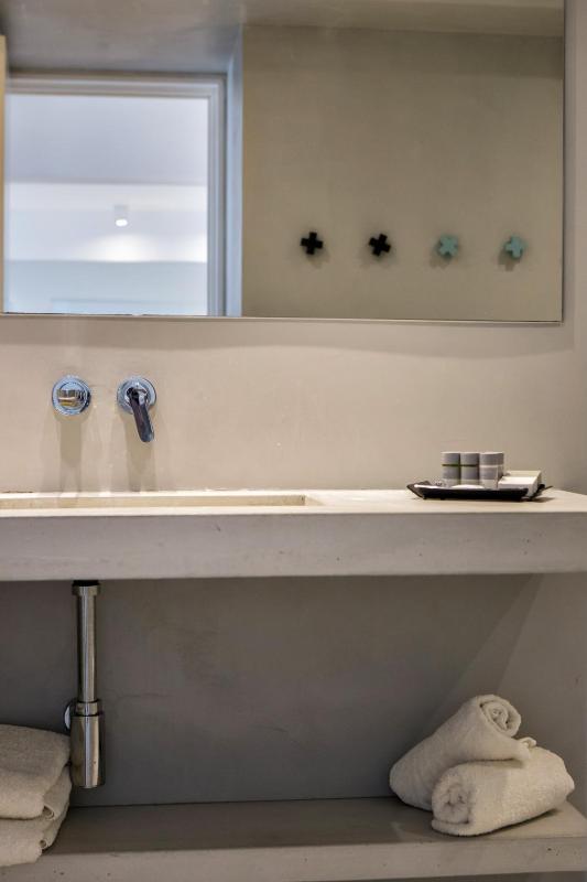 Junior Suite with Private Pool image 4