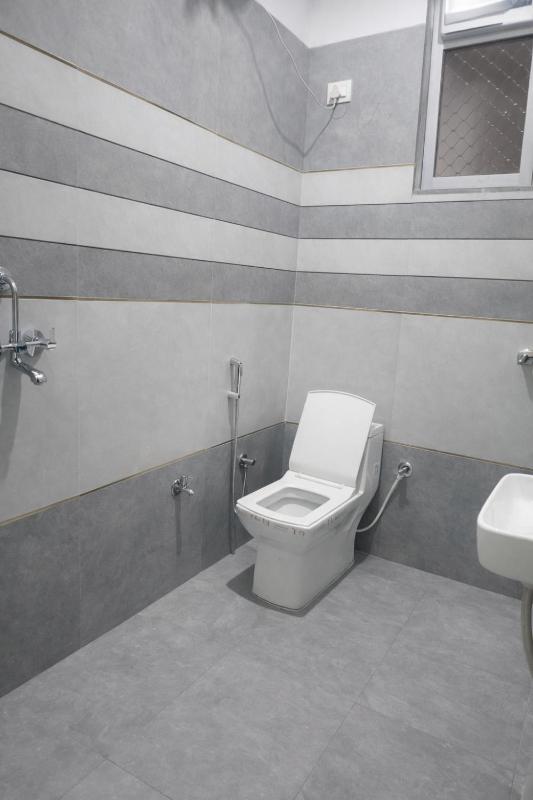 Urban Comfort Modern Private 1BHK Couple Friendly - image 7