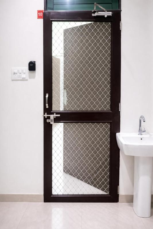 Urban Comfort Modern Private 1BHK Couple Friendly - image 6