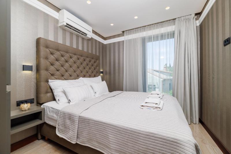 VILLA FRAN - DELUXE PENTHOUSE SUITE with private pool # 4 - image 50