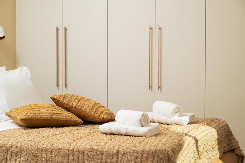 BelSodi - 3bedroom sea views and heated pool - image 11
