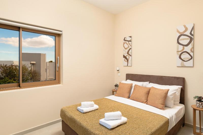 BelSodi - 3bedroom sea views and heated pool - image 21