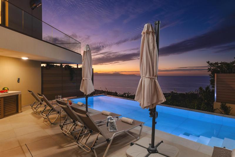 BelSodi - 3bedroom sea views and heated pool - image 49