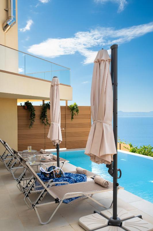 BelSodi - 3bedroom sea views and heated pool - image 30