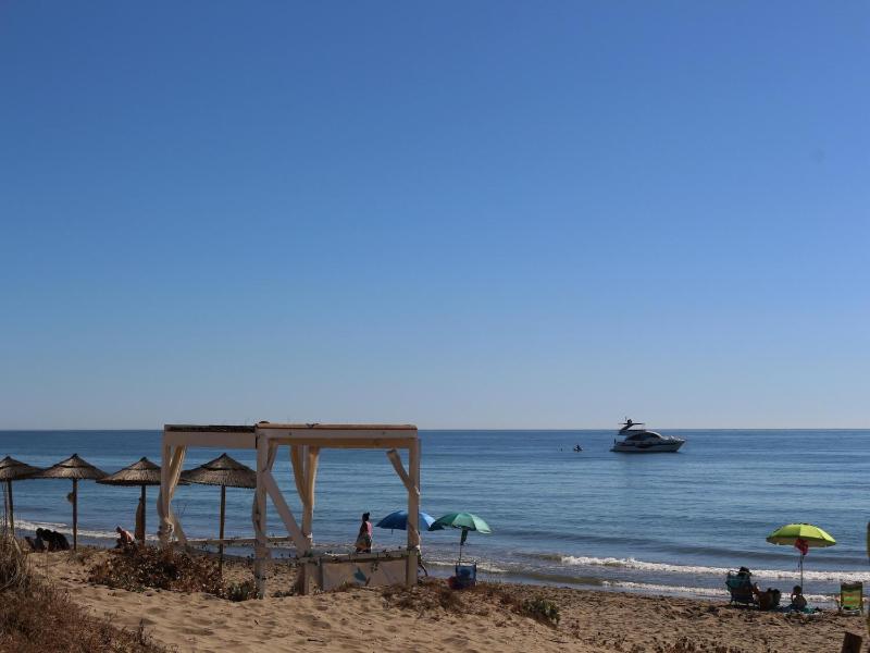 Seaview Beach Stay for 4 - image 25